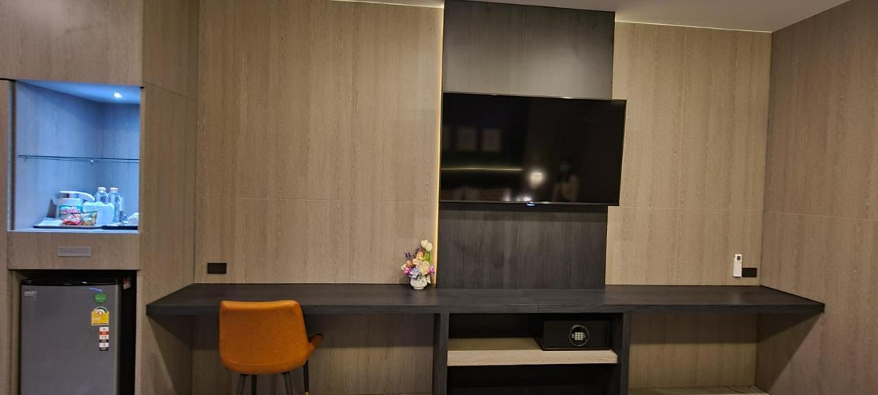 The Room Boutique Hotel Sakon Nakhon Exterior foto